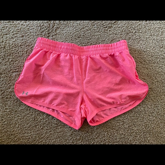 Under Armour Pants - Under Armor Short, Size Medium